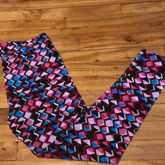 NWT LuLaRoe TC geometric print leggings - Picture 2 of 4
